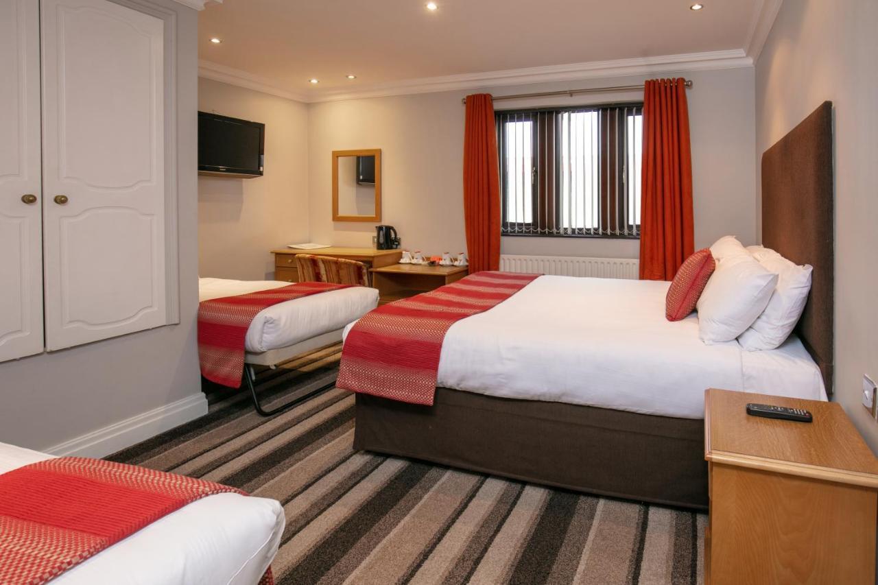 Western Guide Post Hotel 3*